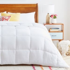 LinenSpa Queen White Duvet Insert  88" x 92"